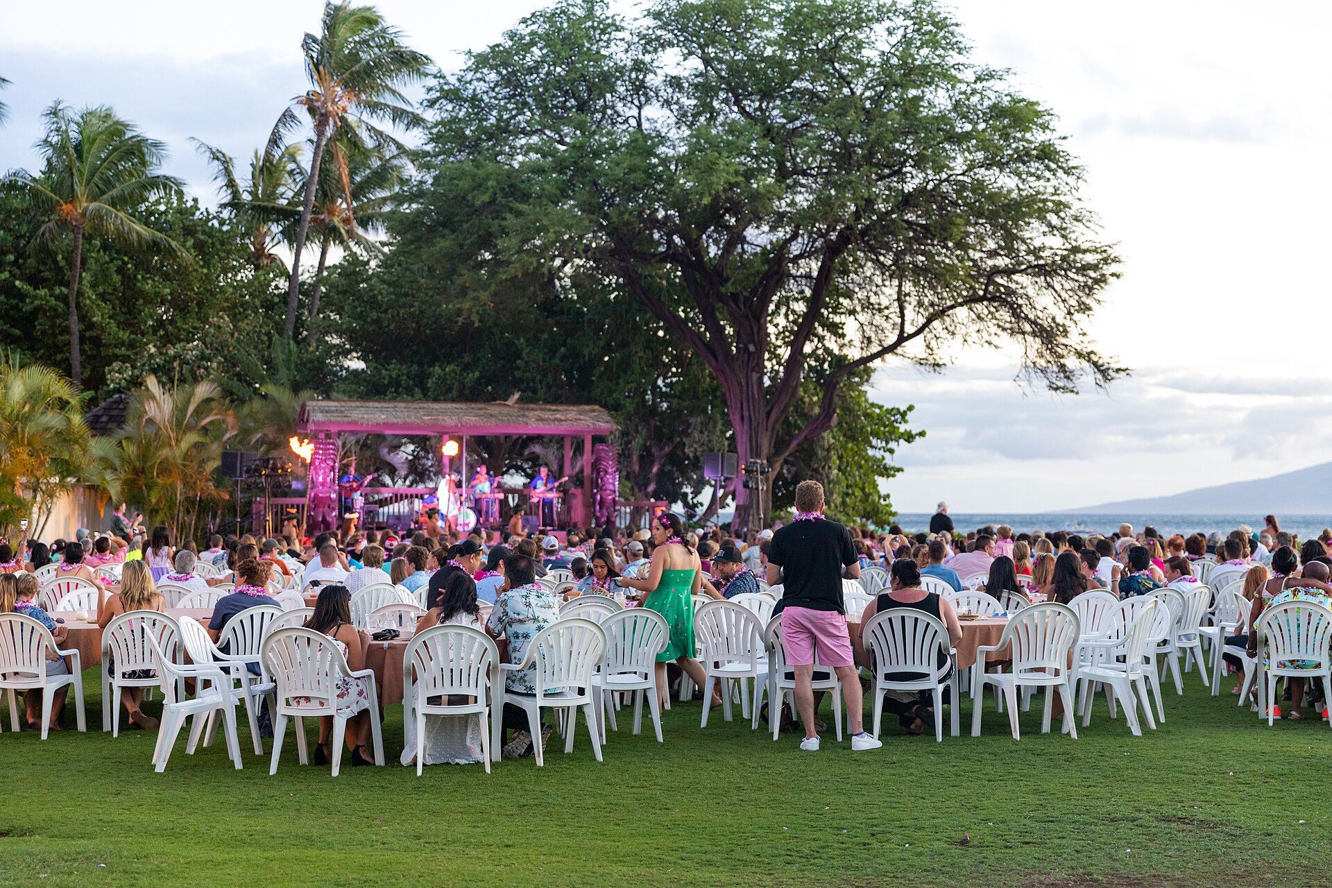 Most Authentic Luau on Oahu (2026) — Nutridge, Toa, Na Lei Aloha Ranked